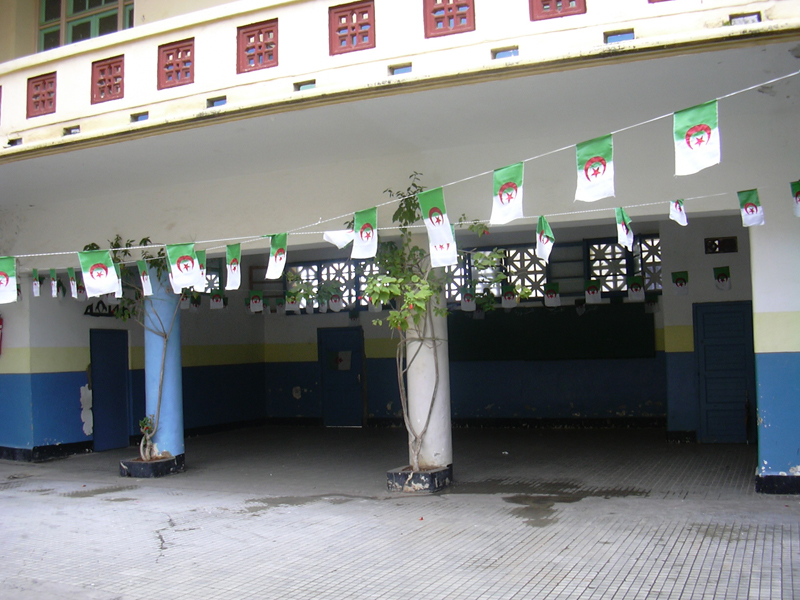 photos/2004 Alger/0361 Ecole Lazerges.jpg